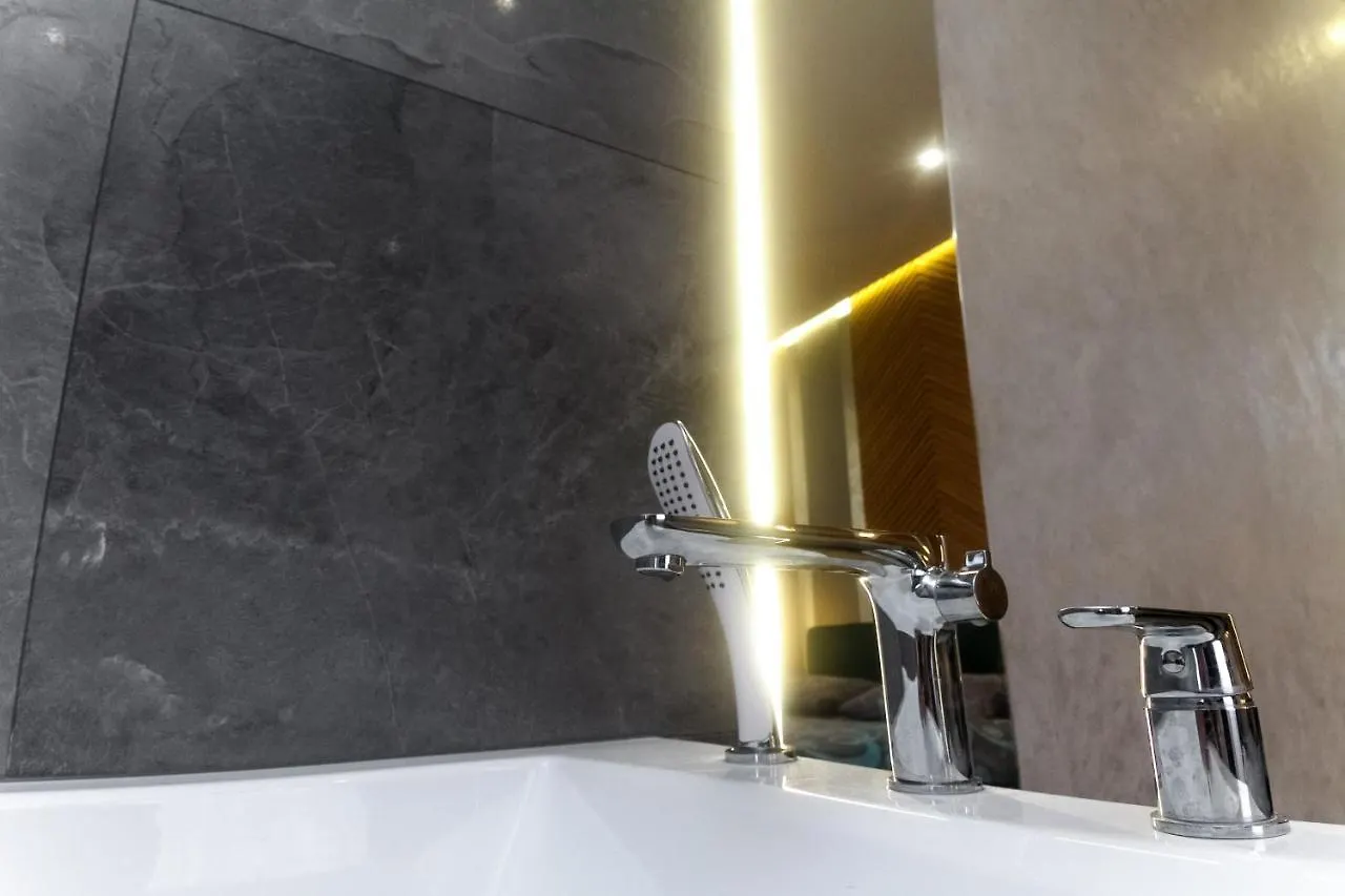 Apartment Vip Центр Львова Джакузі Камін Площа Ринок