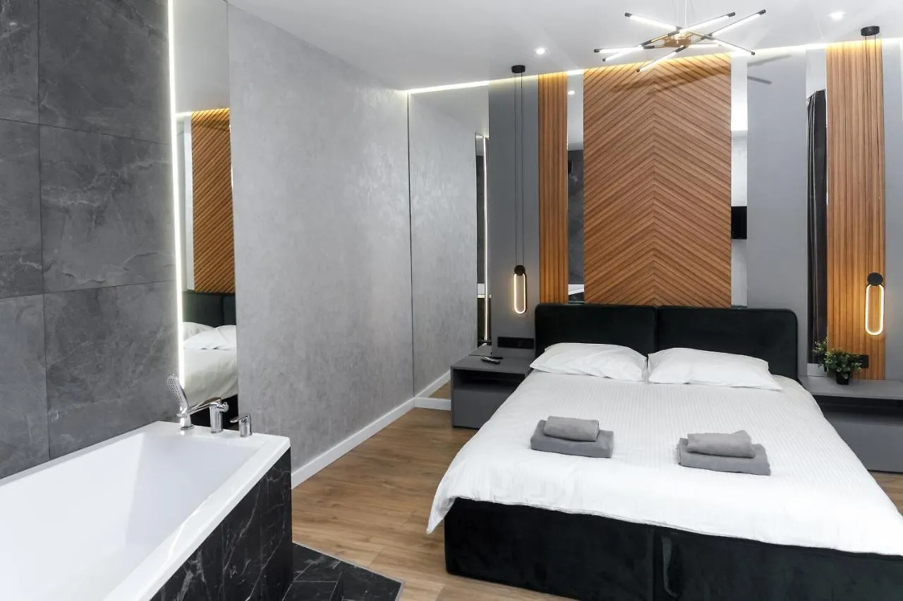 Apartment Vip Центр Львова Джакузі Камін Площа Ринок Ukraine